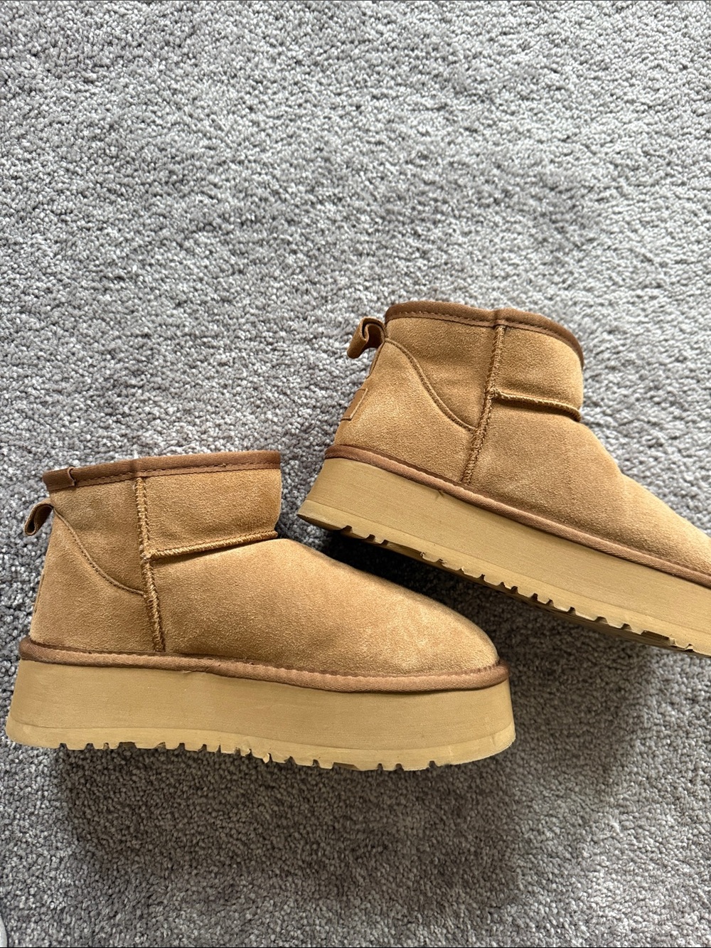 UGG Women's Short Suede Ankle Booties in Chestnut Tan